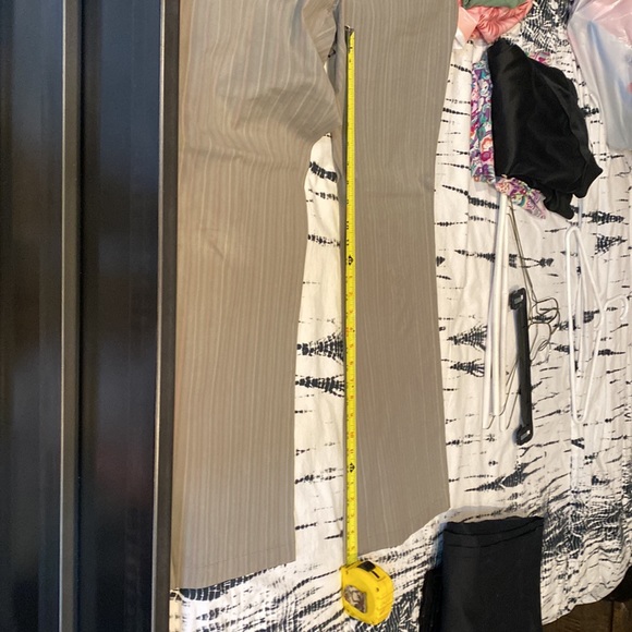 BCBG pants - Picture 5 of 5